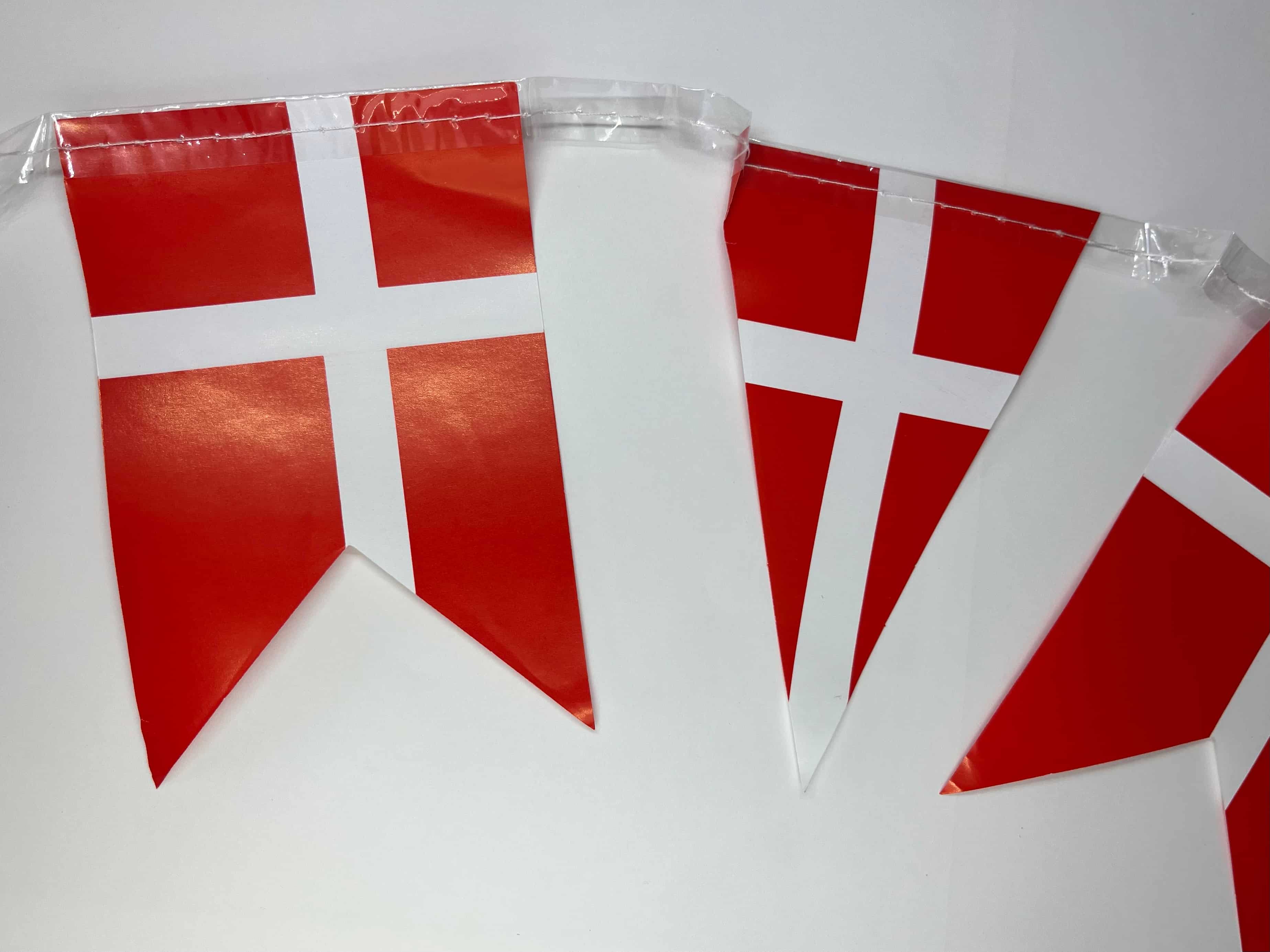 Flag guirlande med splitflag 2 meter Flag guirlande med splitflag 2 meter