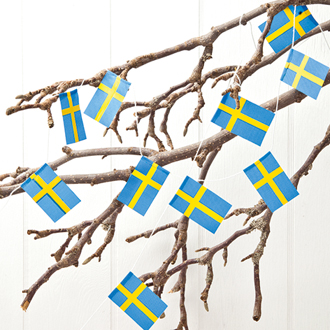 Girlande mit schwedischer Flagge 